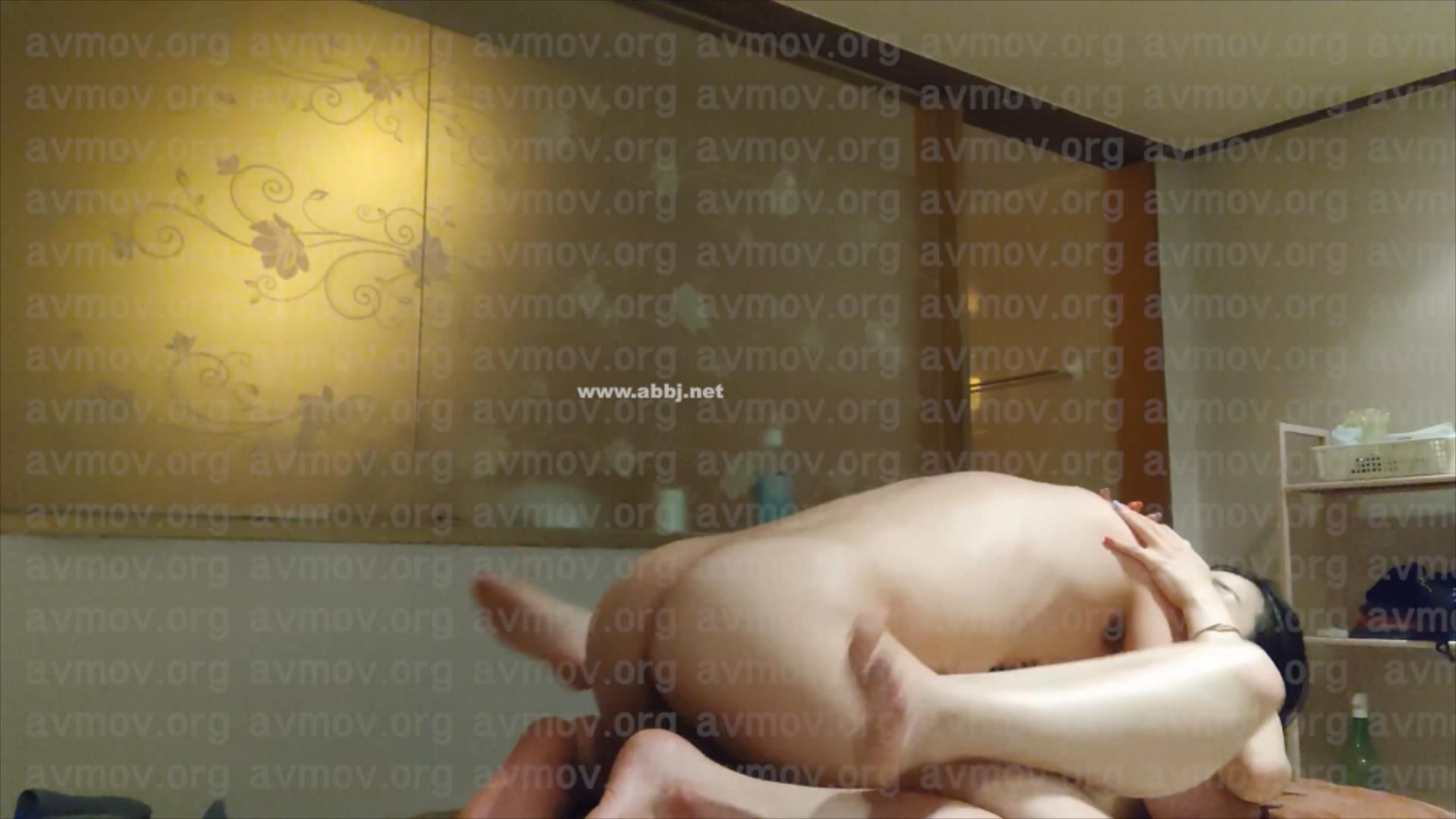 [최초공개] 아이돌 출신 백옥피부 존예 빽보지년 따먹기.mp4_20250413_172406387.jpg